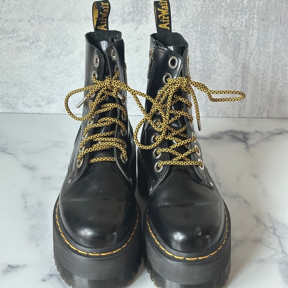 Dr. Martens Jadon Max platform boots - Picture 2 of 8